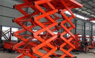 液壓提升機(jī)助力化工行業(yè)高效流水線作業(yè)